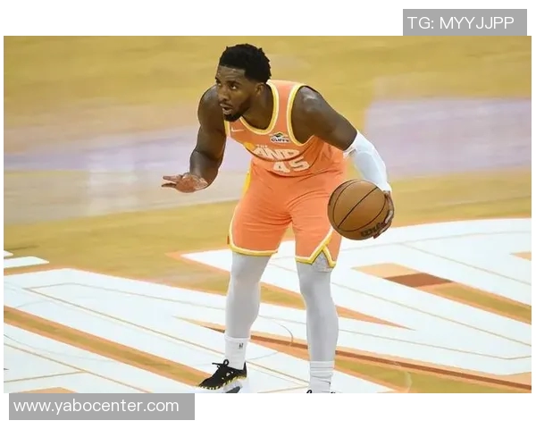 米切尔：球队逐步完善攻防体系本场比赛本有机会赢得胜利